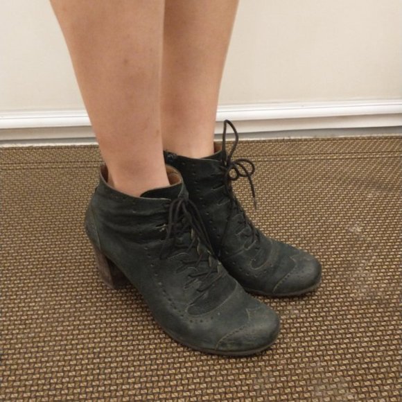 DKODE Leather Dark Green zip up Ankle Boots Size 40 - Picture 6 of 7